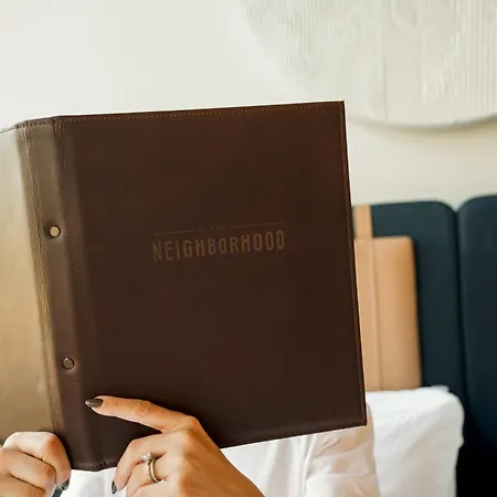 The Neighborhood Hotel - Little Italy Li